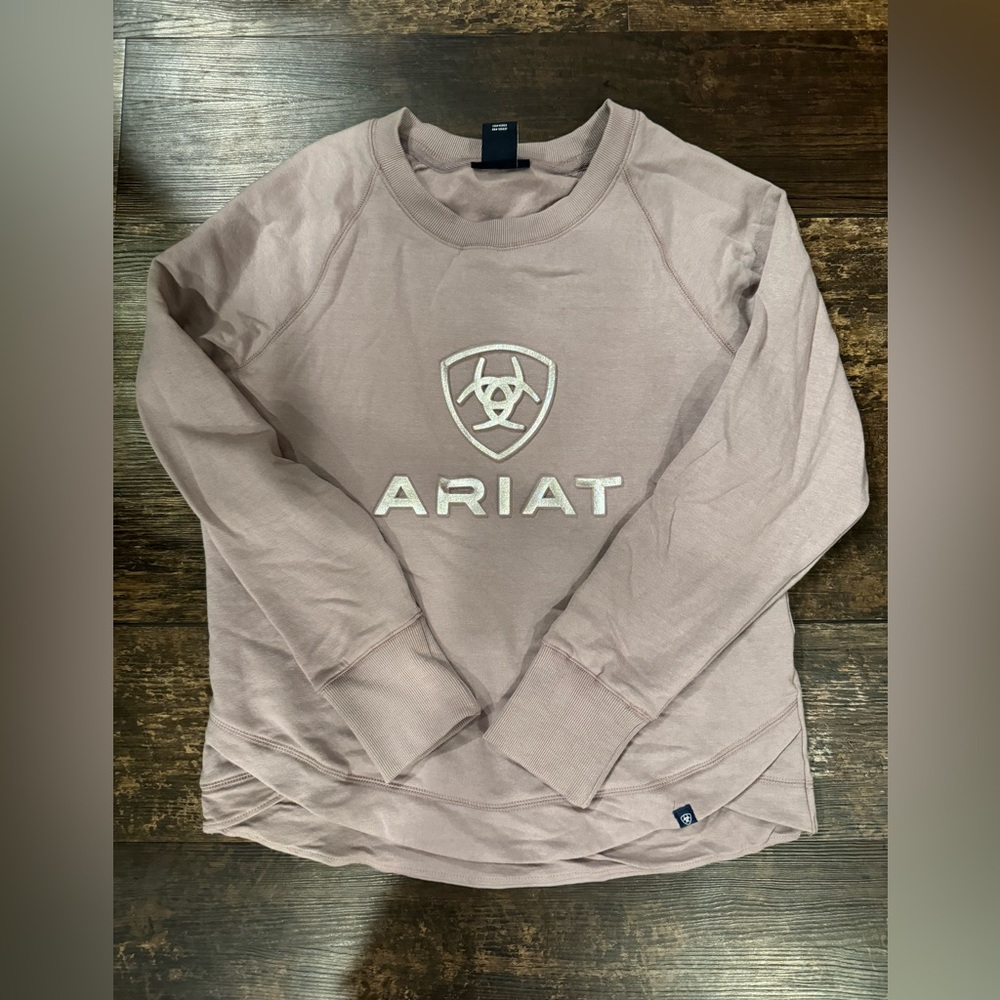 Ariat NWT Women’s Benicia Crew Neck